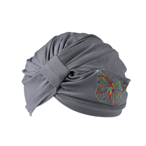 Turban gris décoré